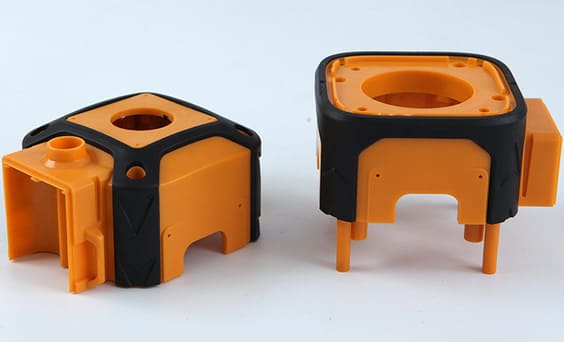 Moulage par injection du TPU : guide complet de transformation pour les ingénieurs