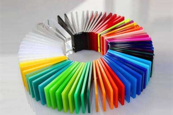 What are the characteristics of acrylic material？