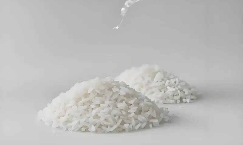 Acetal injection molding materials