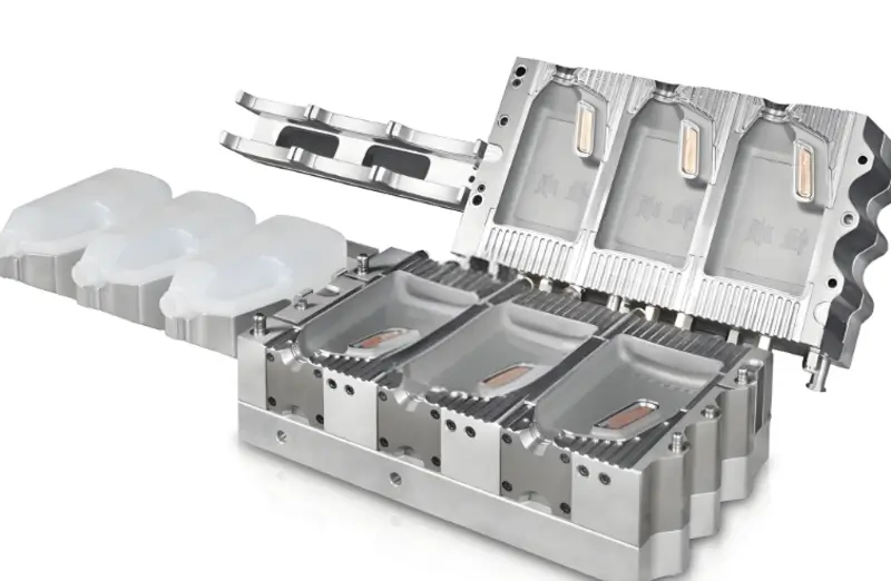 Plastic injection aluminum mold