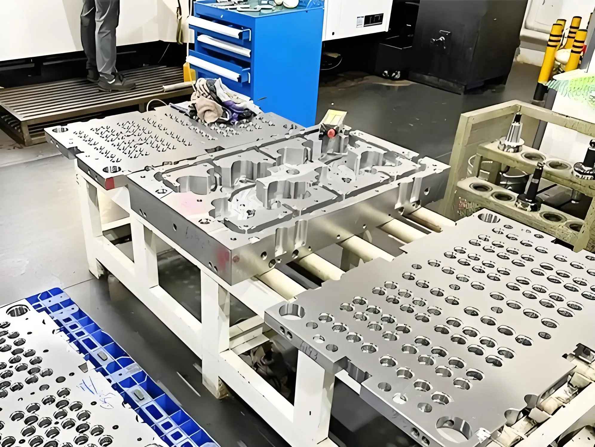 Are You A Manufacturer or Factory Needing Custom Plastic Parts or Molds?