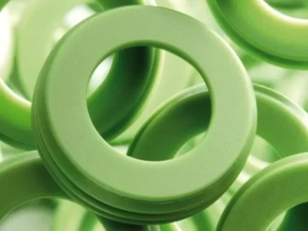 ¿Cuáles son las normas de tolerancia para moldes de caucho de silicona?