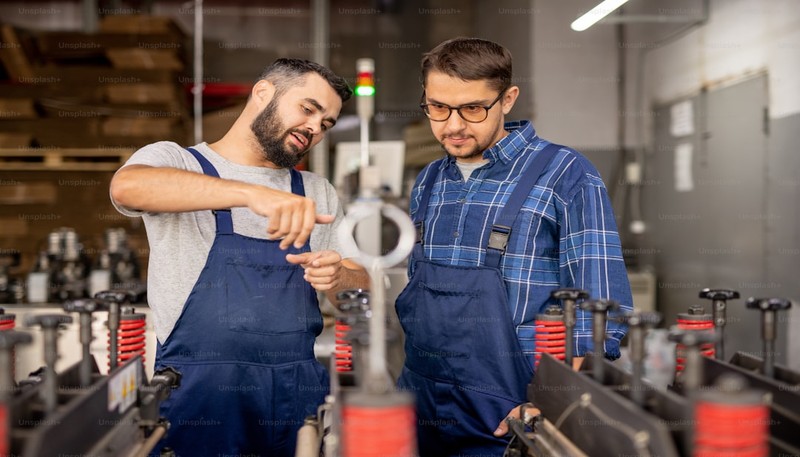 Experienced injection molding team