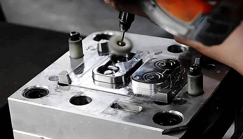 SPI finish mold polishing